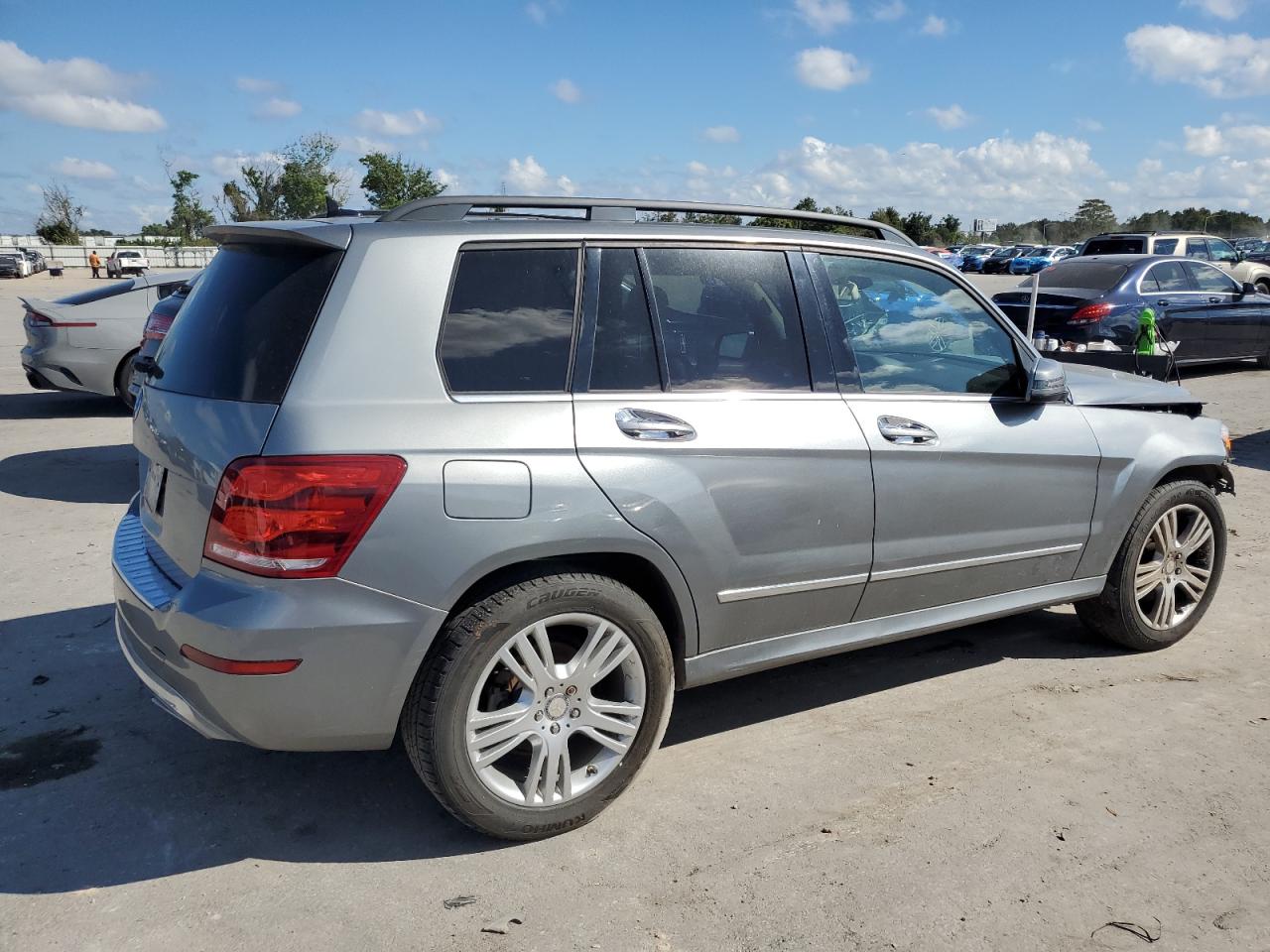 VIN WDCGG5HB4FG421839 2015 MERCEDES-BENZ GLK-CLASS no.3