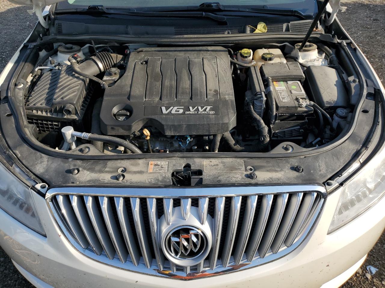 2012 Buick LaCrosse - Image 11