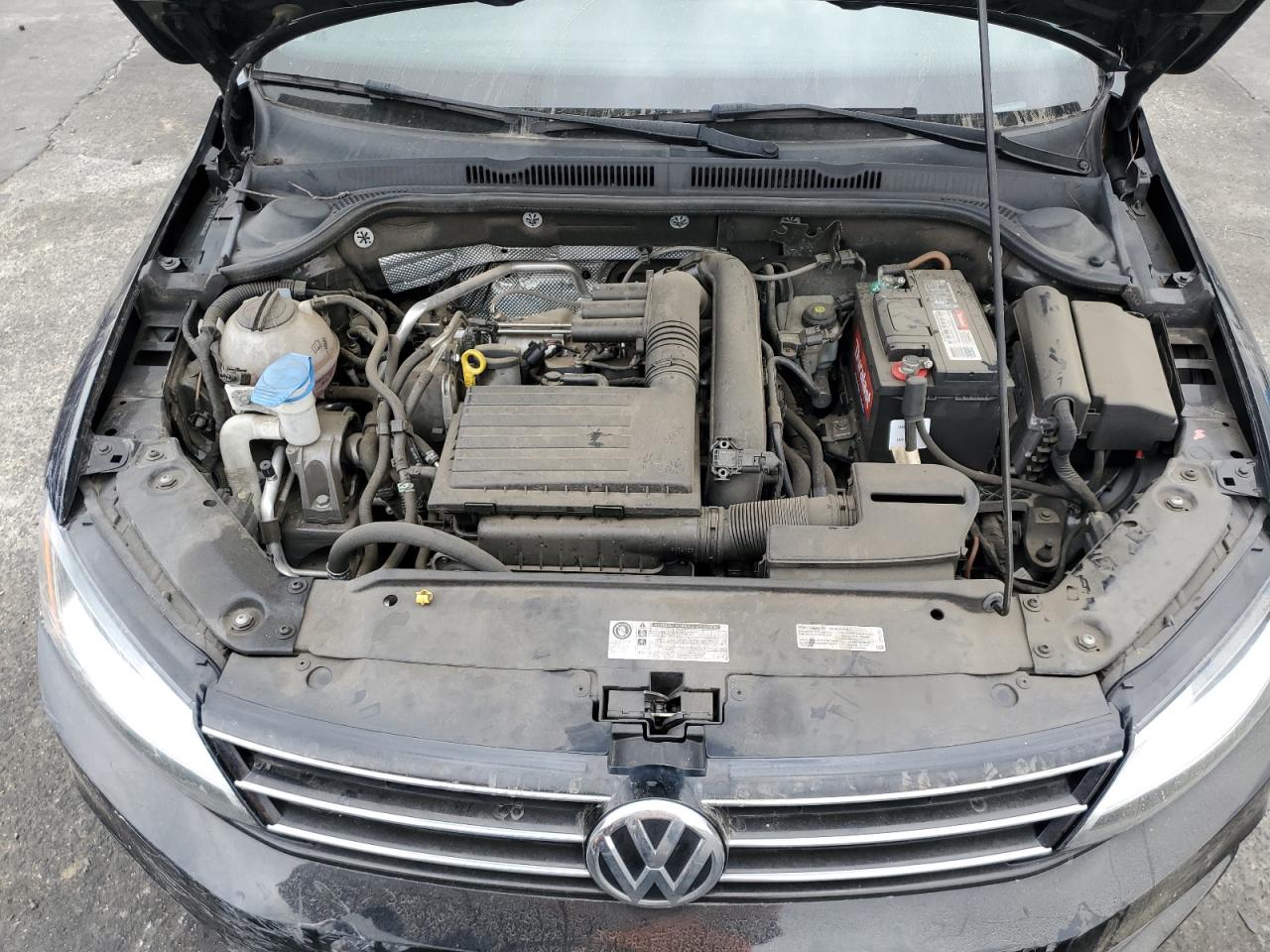 3VWDB7AJ9HM339437 2017 Volkswagen Jetta Se