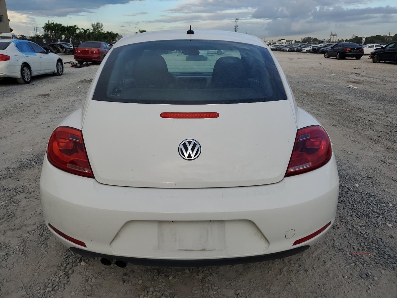 2012 Volkswagen Beetle VIN: 3VWJP7ATXCM631497 Lot: 74442964