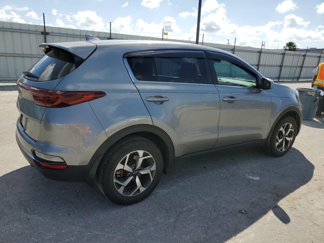 2021 Kia Sportage - Image 3