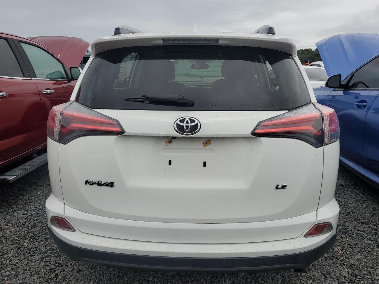 2018 Toyota RAV 4 - Image 6