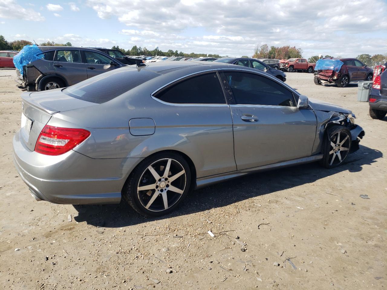 VIN WDDGJ5HB6FG367490 2015 MERCEDES-BENZ C-CLASS no.3