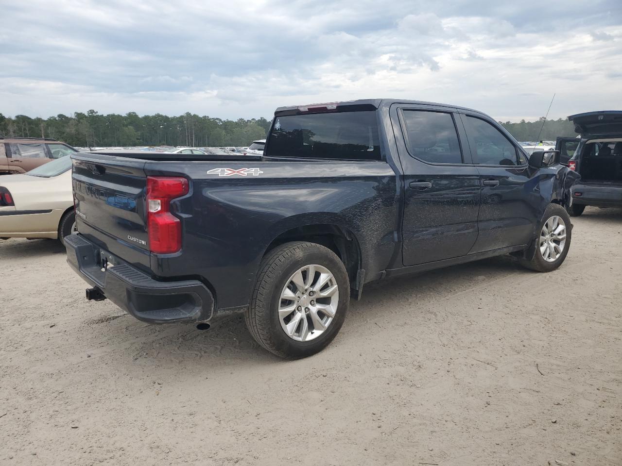 2023 Chevrolet Silverado - Image 3