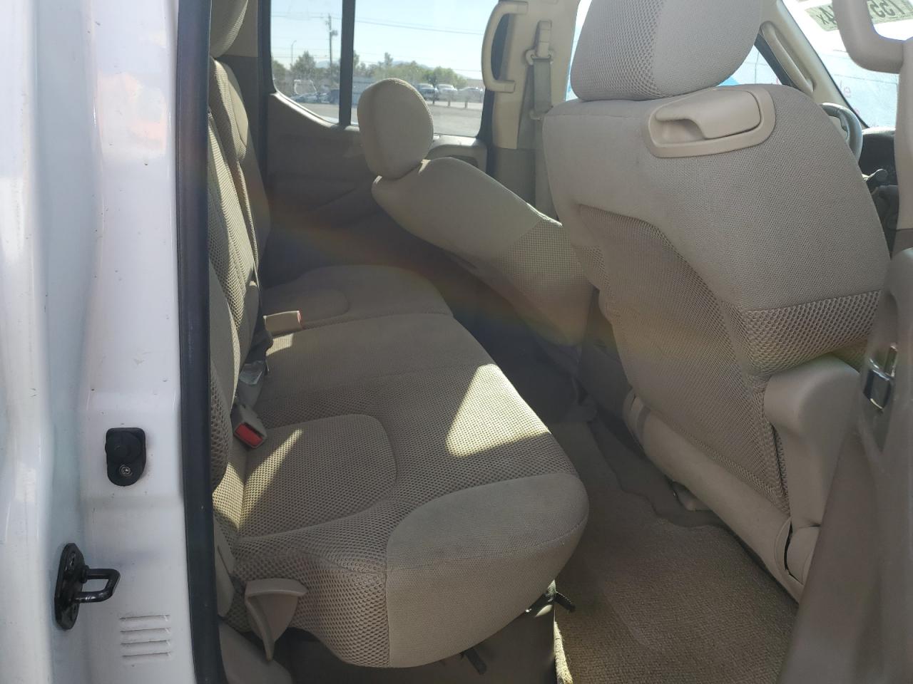 2007 Nissan Navara (Frontier) - Image 10