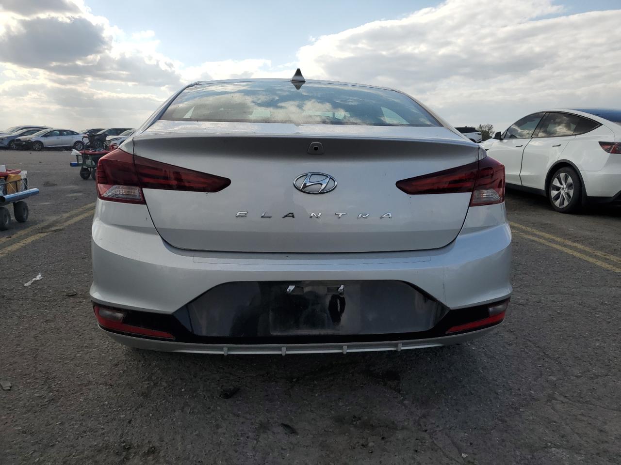 2019 Hyundai Elantra Sel VIN: 5NPD84LF2KH449610 Lot: 74952554