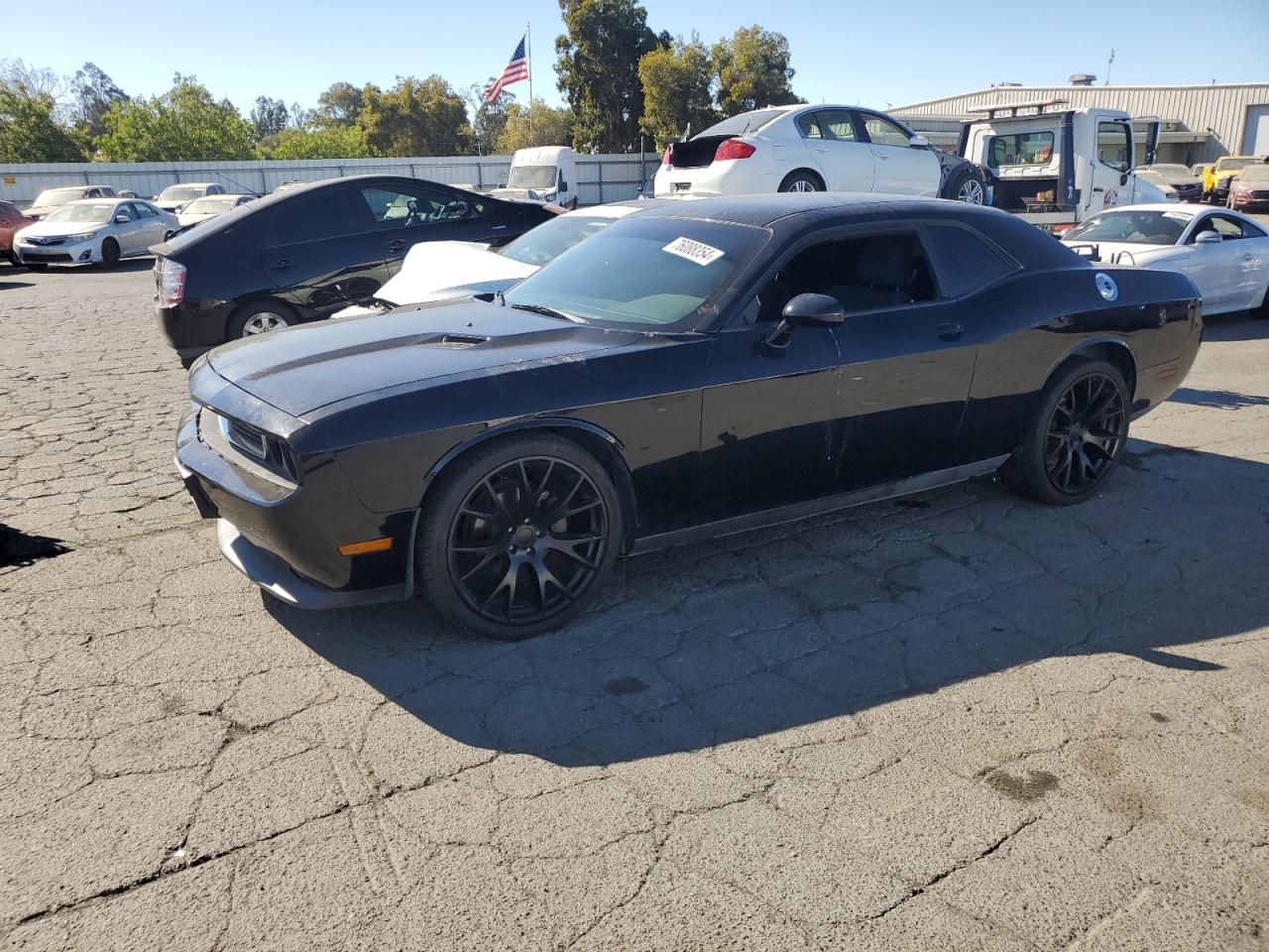 VIN 2C3CDYAG9DH607838 2013 DODGE CHALLENGER no.1