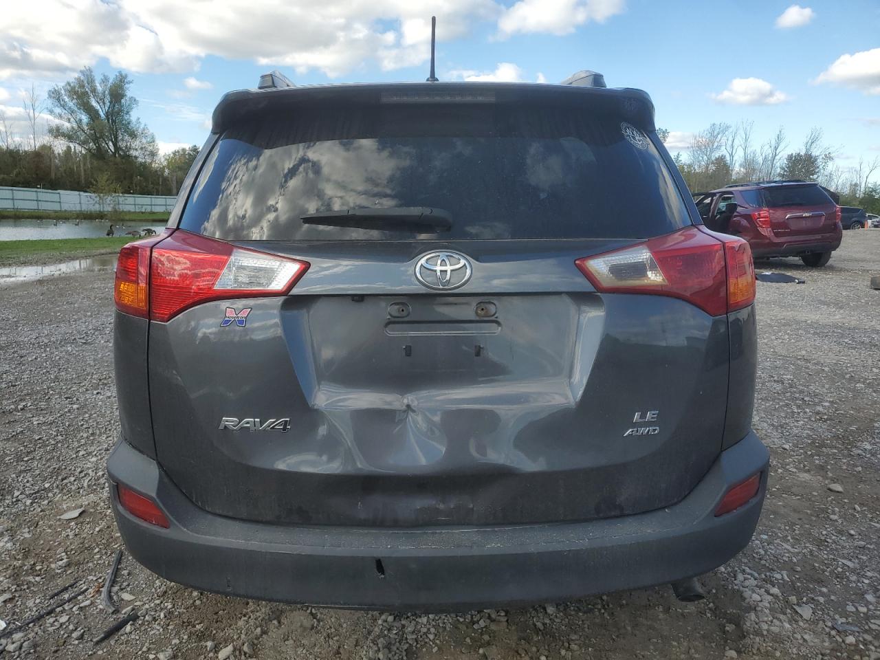 2015 Toyota Rav4 Le VIN: 2T3BFREV4FW272992 Lot: 74111114