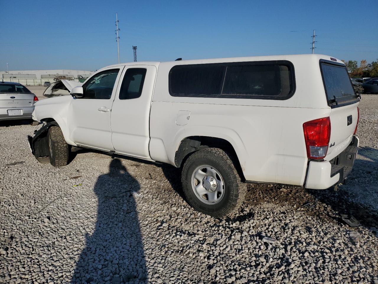 VIN 5TFSX5EN4HX057911 2017 TOYOTA TACOMA no.2