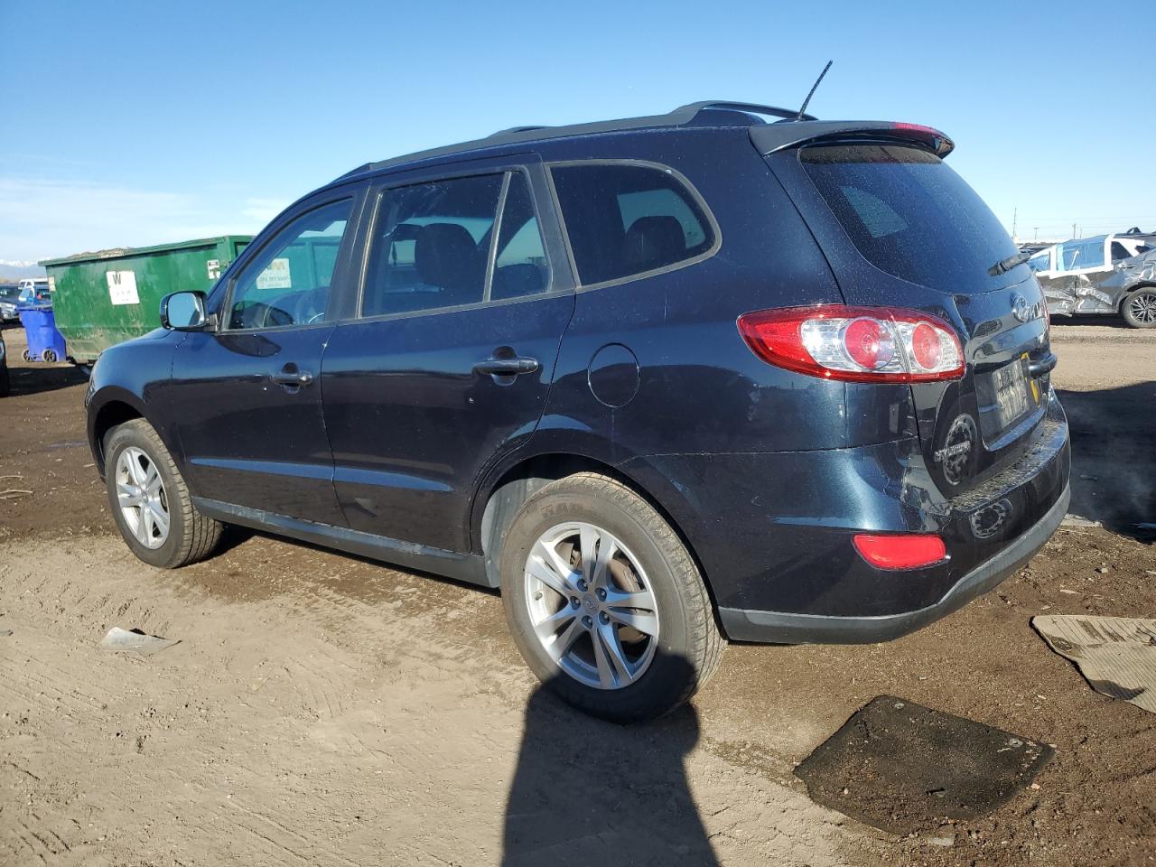 2010 Hyundai Santa Fe - Image 2