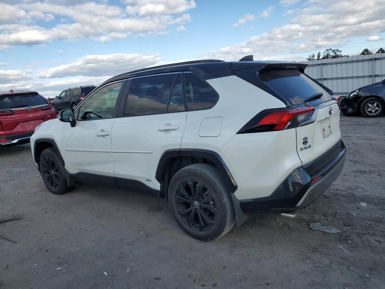 2022 Toyota RAV 4 - Image 2