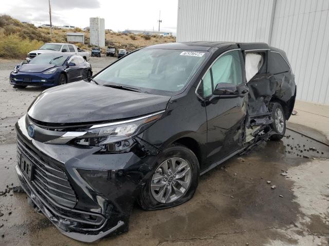 2024 Toyota Sienna Le на продаже в Reno, NV - Side