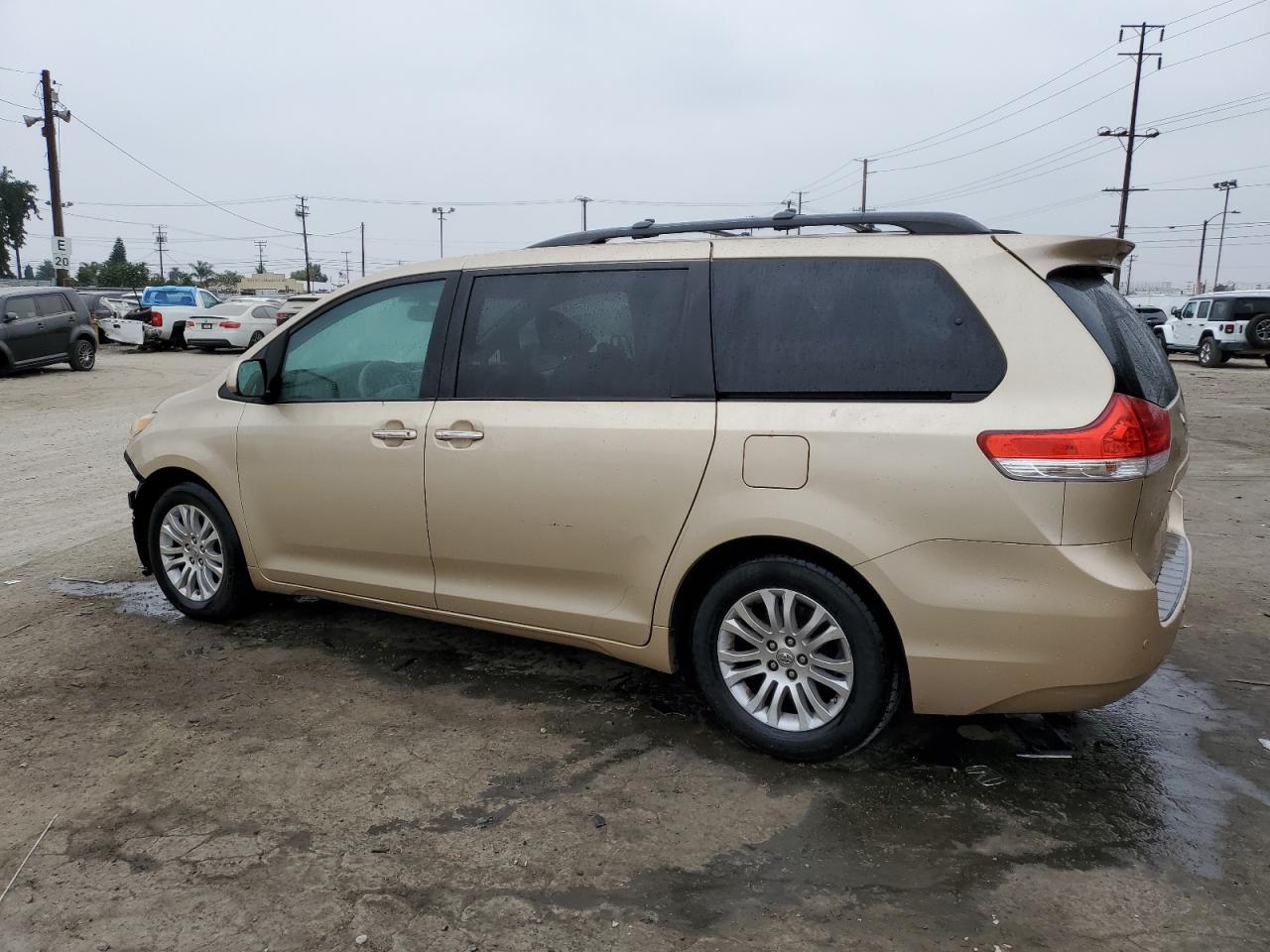 5TDYK3DC7BS134250 2011 Toyota Sienna Xle