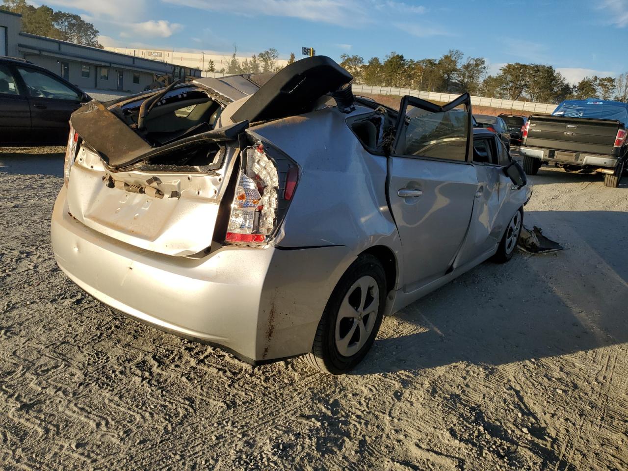 2012 Toyota Prius - Image 3