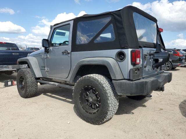  JEEP WRANGLER 2015 Серебристый