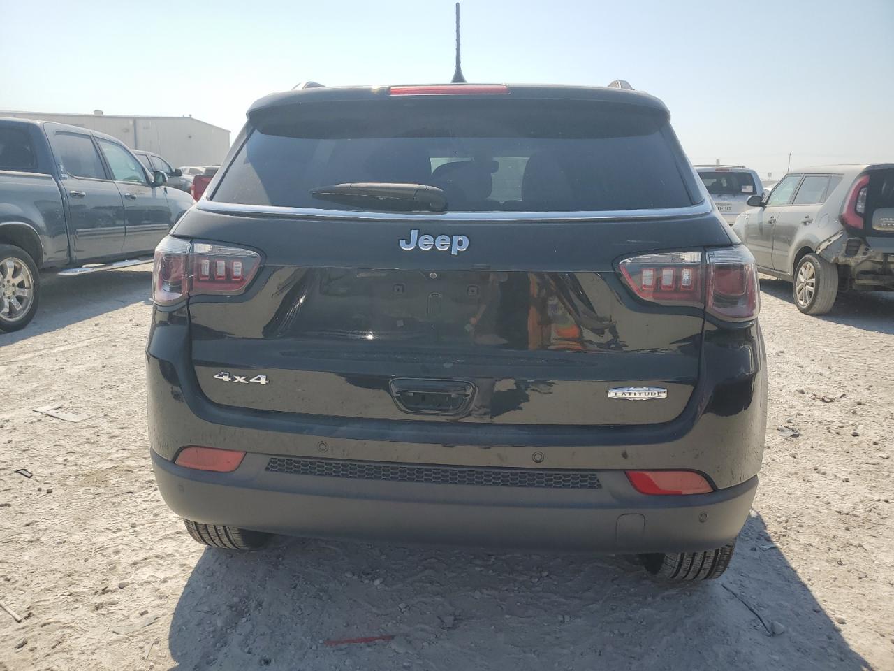 2019 Jeep Compass Latitude VIN: 3C4NJDBB6KT659571 Lot: 75766464