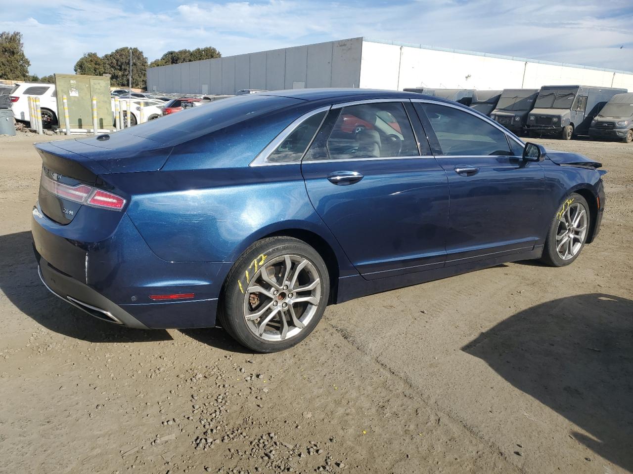 2017 Lincoln MKZ - Image 3