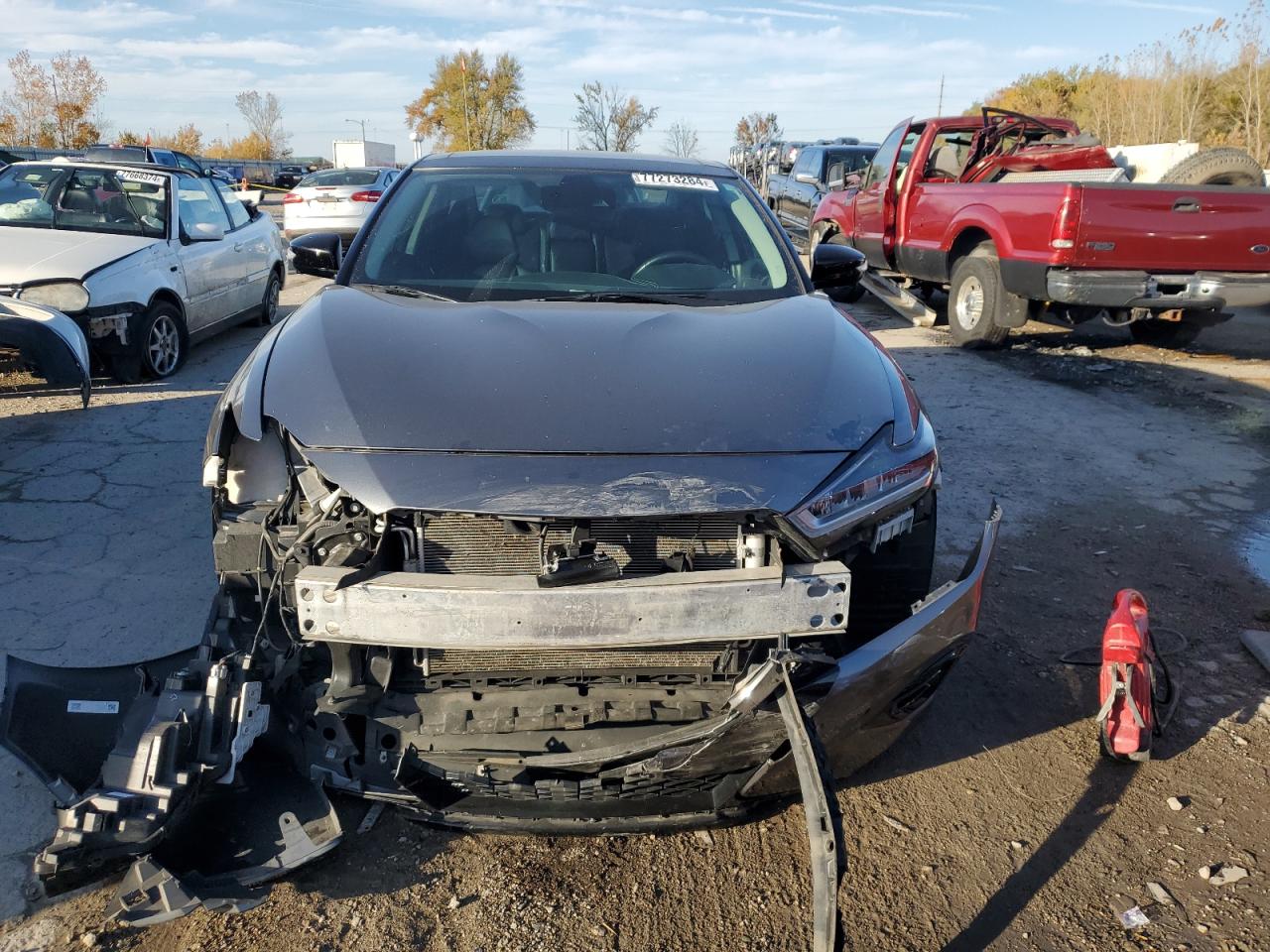 2019 Nissan Maxima - Image 5