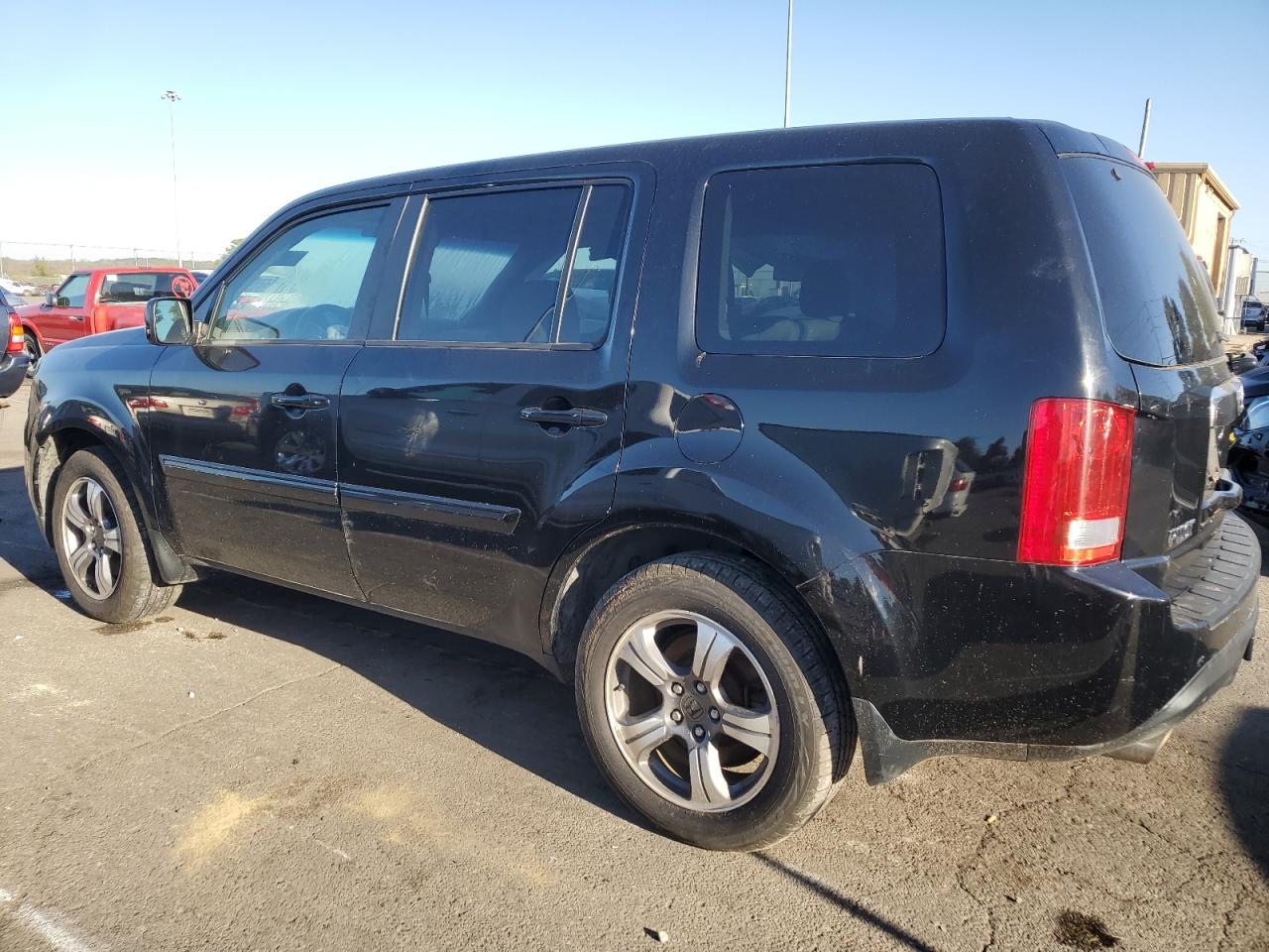 5FNYF4H37FB012101 2015 Honda Pilot Se