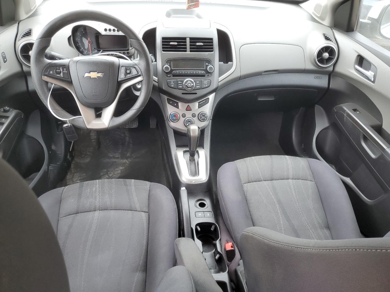 2014 Chevrolet Sonic - Image 8
