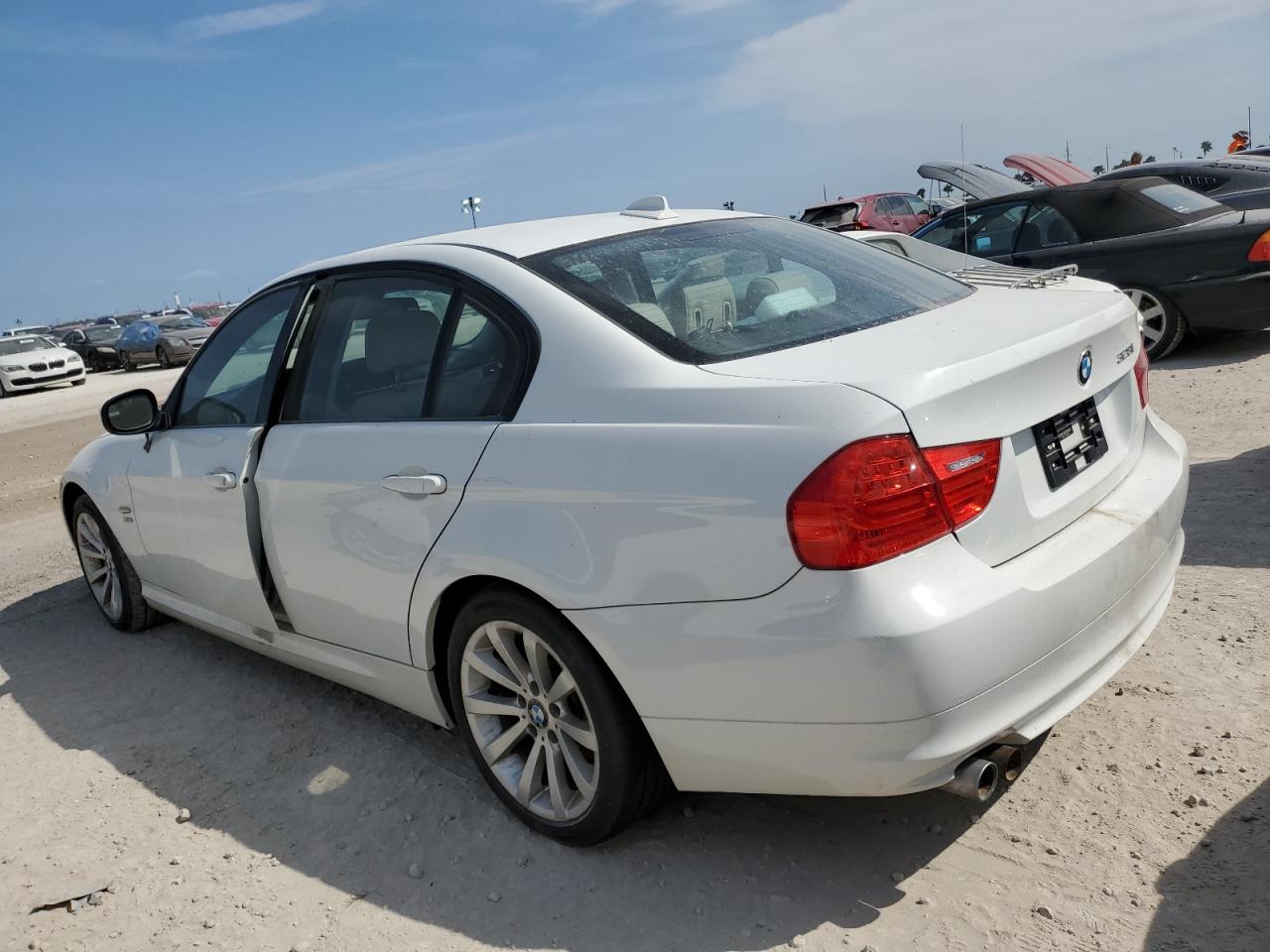 2011 BMW 328 Xi VIN: WBAPK7C55BF195938 Lot: 76560434