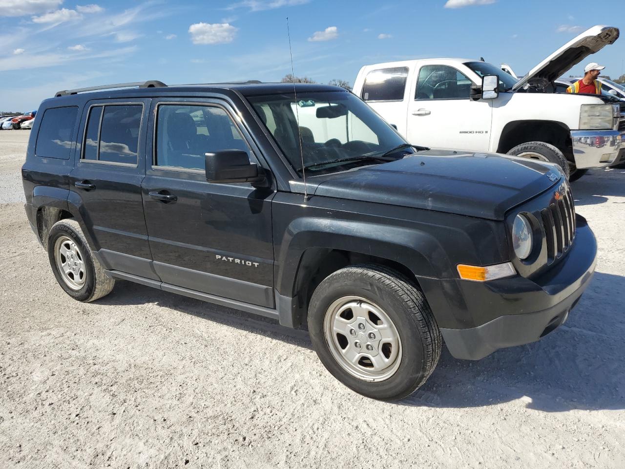 2016 Jeep Liberty (Patriot) - Image 4
