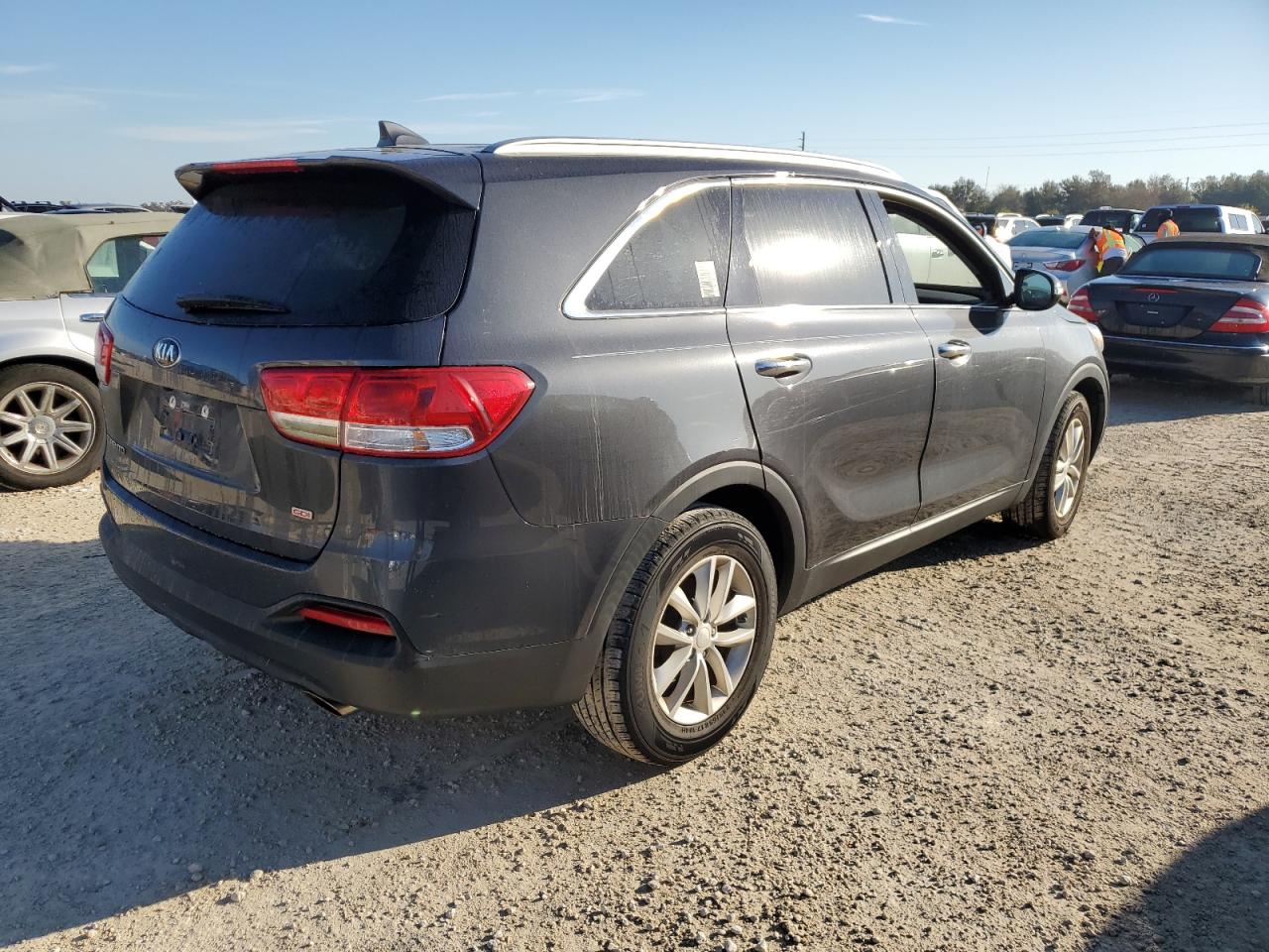 2018 Kia Sorento - Image 3