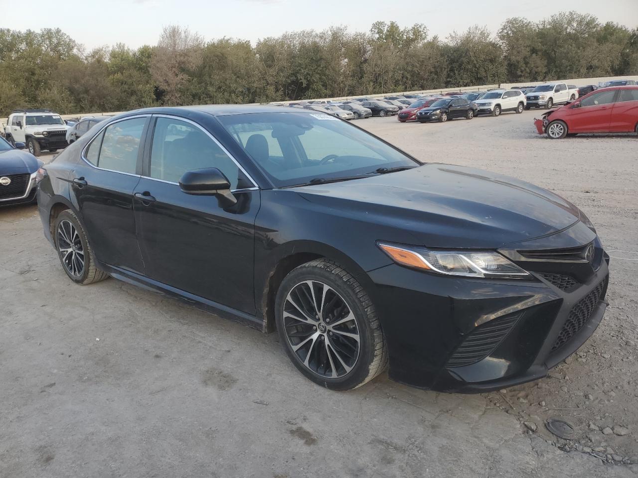 2019 Toyota Camry - Image 4