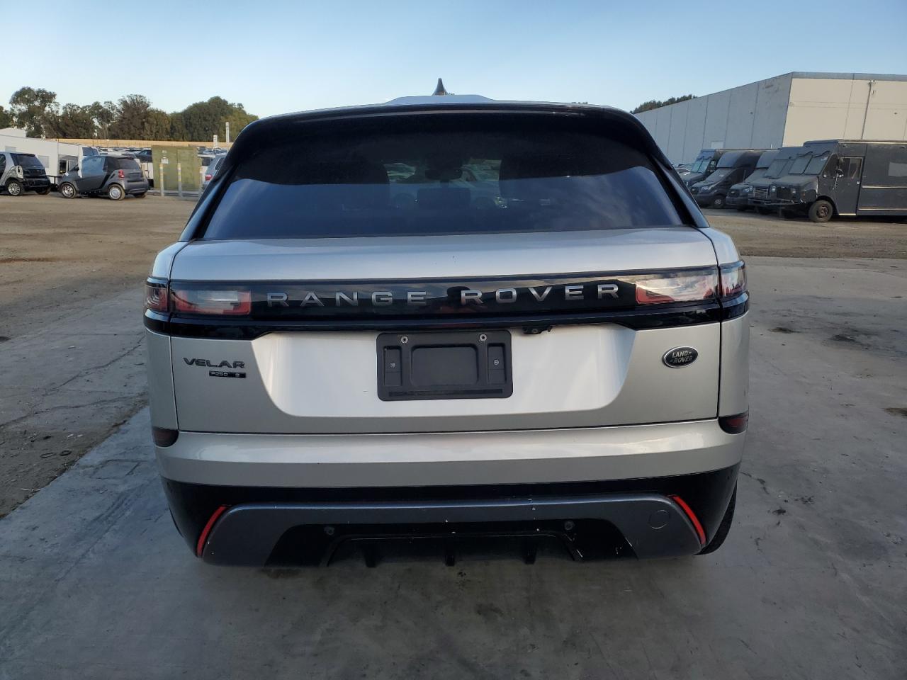 2020 Land Rover Range Rover Velar R-Dynamic S VIN: SALYK2EX3LA239001 Lot: 74996904