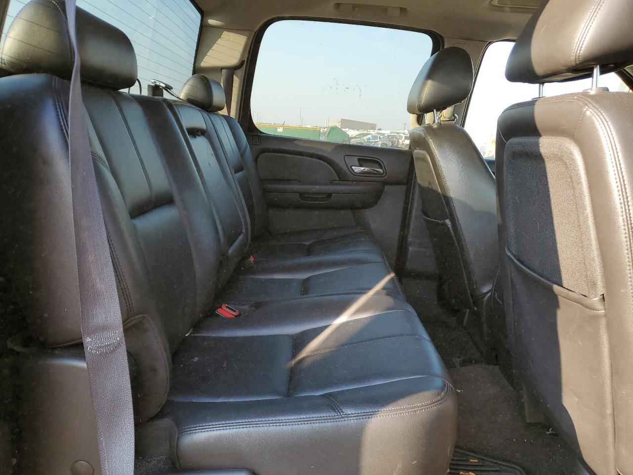 2011 GMC Sierra - Image 10