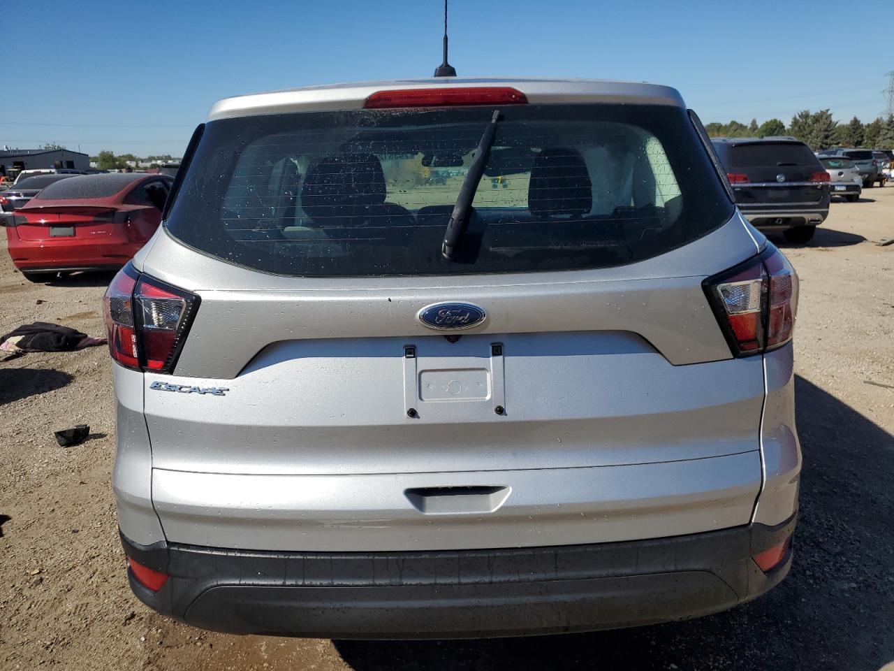 1FMCU0F73JUA18424 2018 Ford Escape S