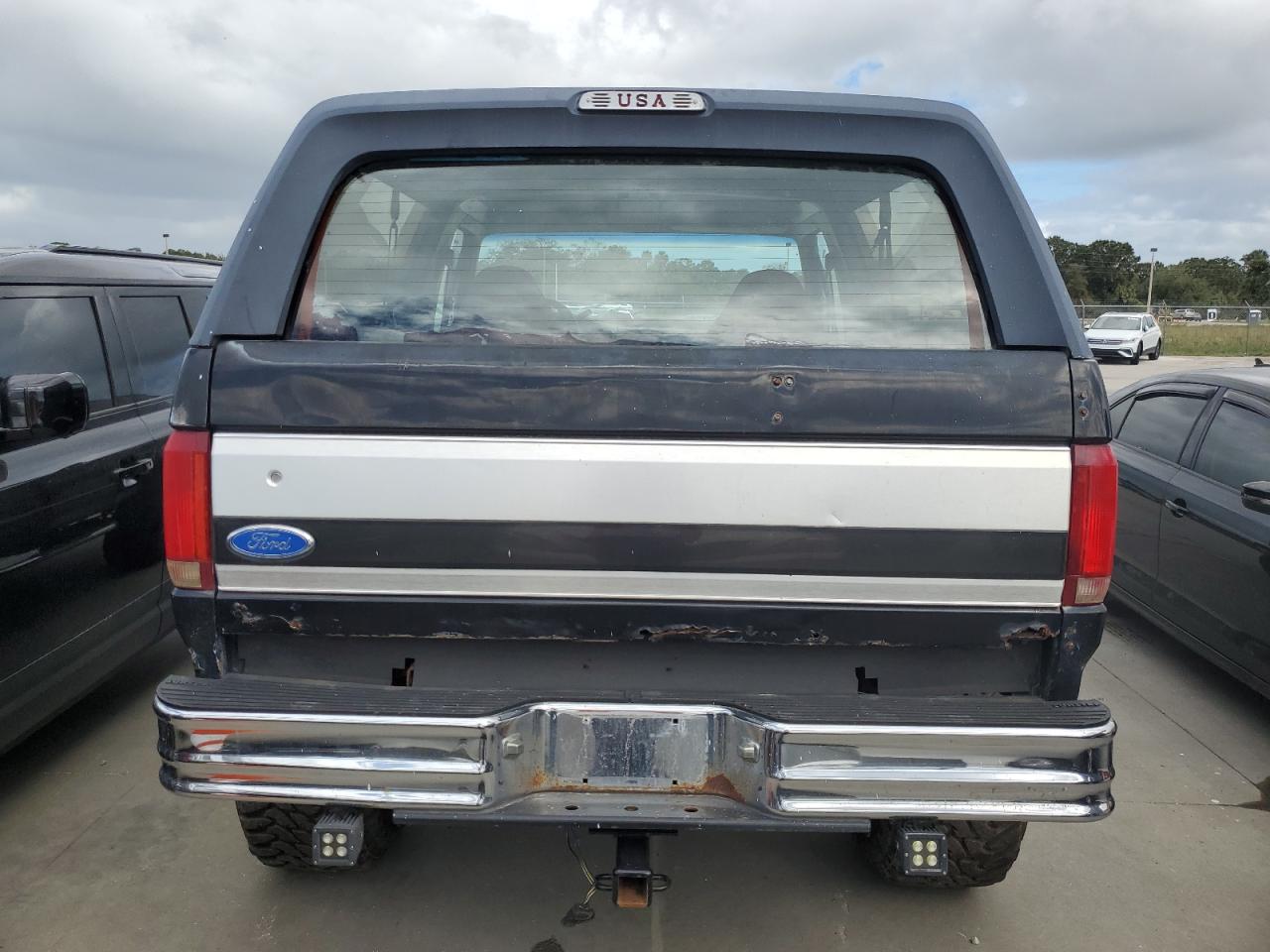 1994 Ford Bronco U100 VIN: 1FMEU15H1RLB03689 Lot: 76793384