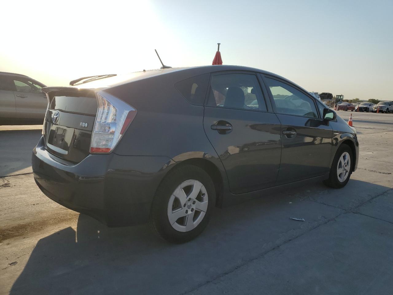 2010 Toyota Prius - Image 3