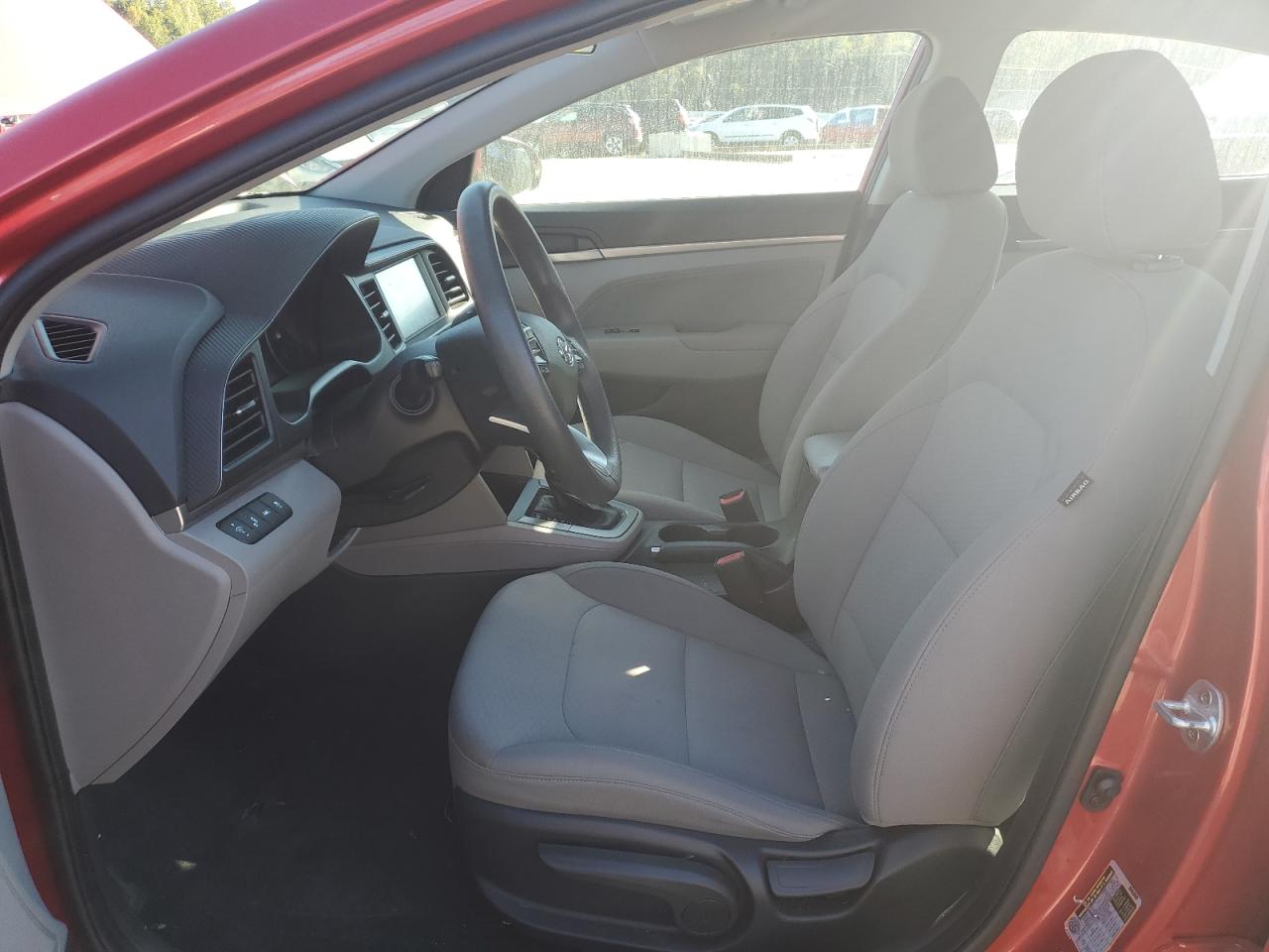 2020 Hyundai Elantra - Image 7
