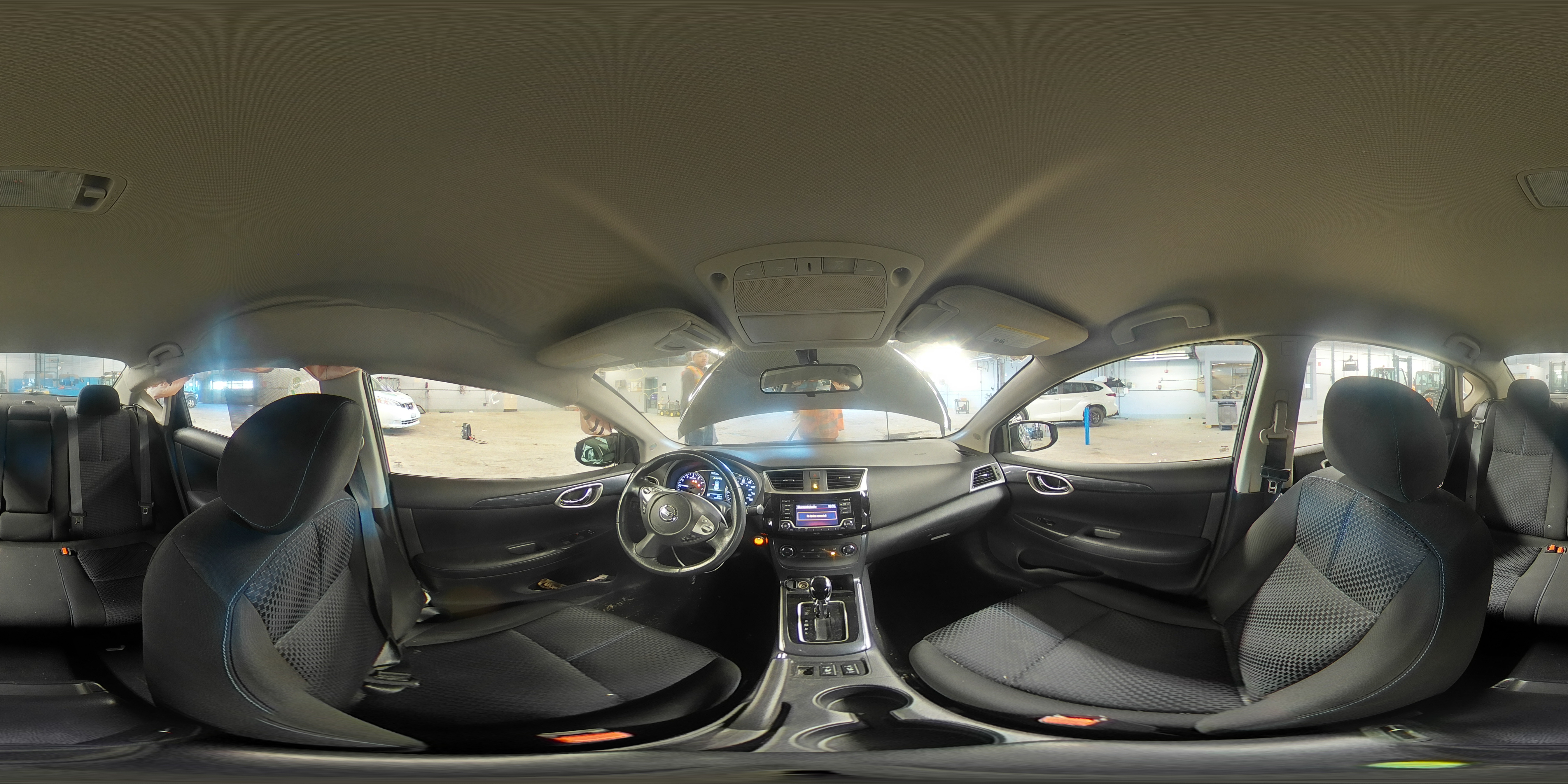 2016 Nissan Sentra - Image 12
