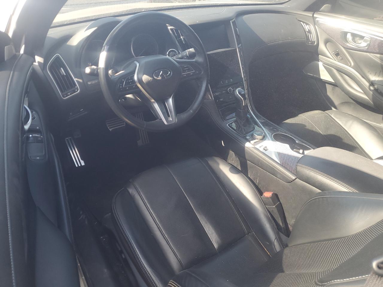 2018 Infiniti Q60 - Image 8