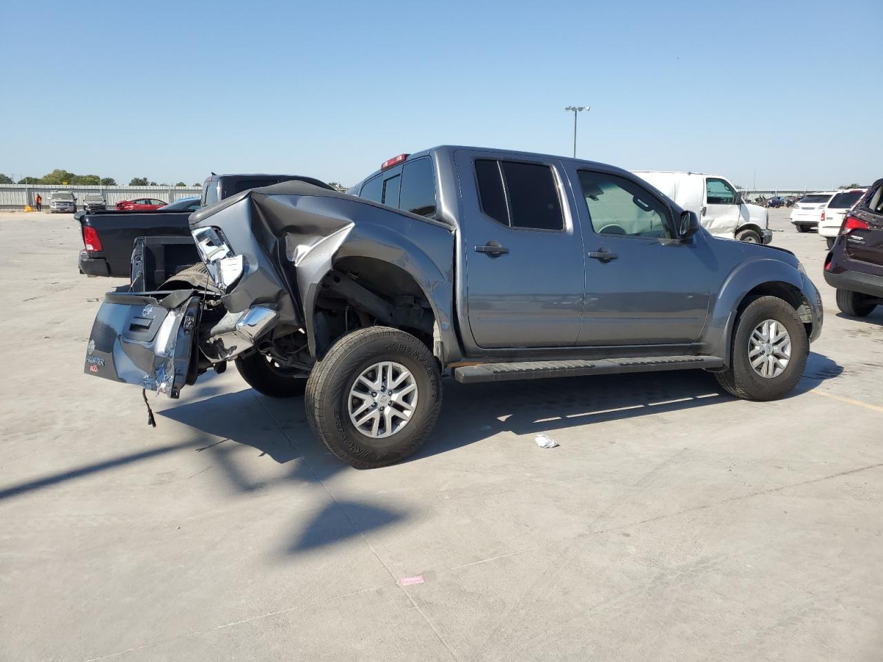 2019 Nissan Navara (Frontier) - Image 3