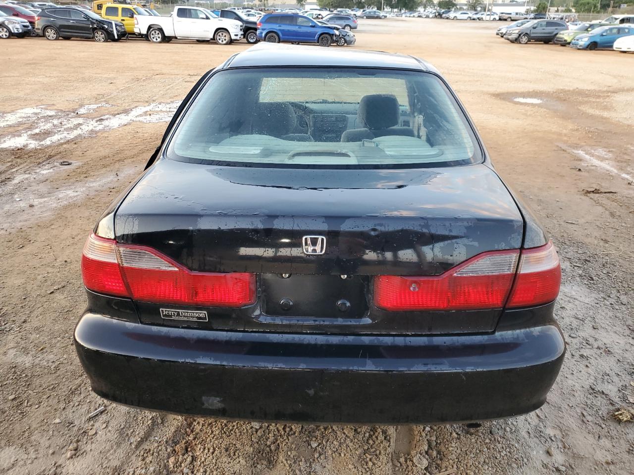 1HGCG5658WA003354 1998 Honda Accord Ex