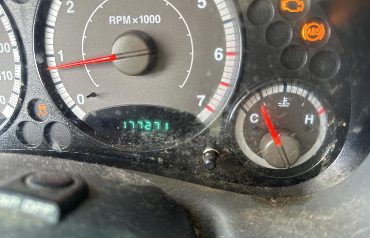 1J4GL48K06W128824 2006 Jeep Liberty Sport