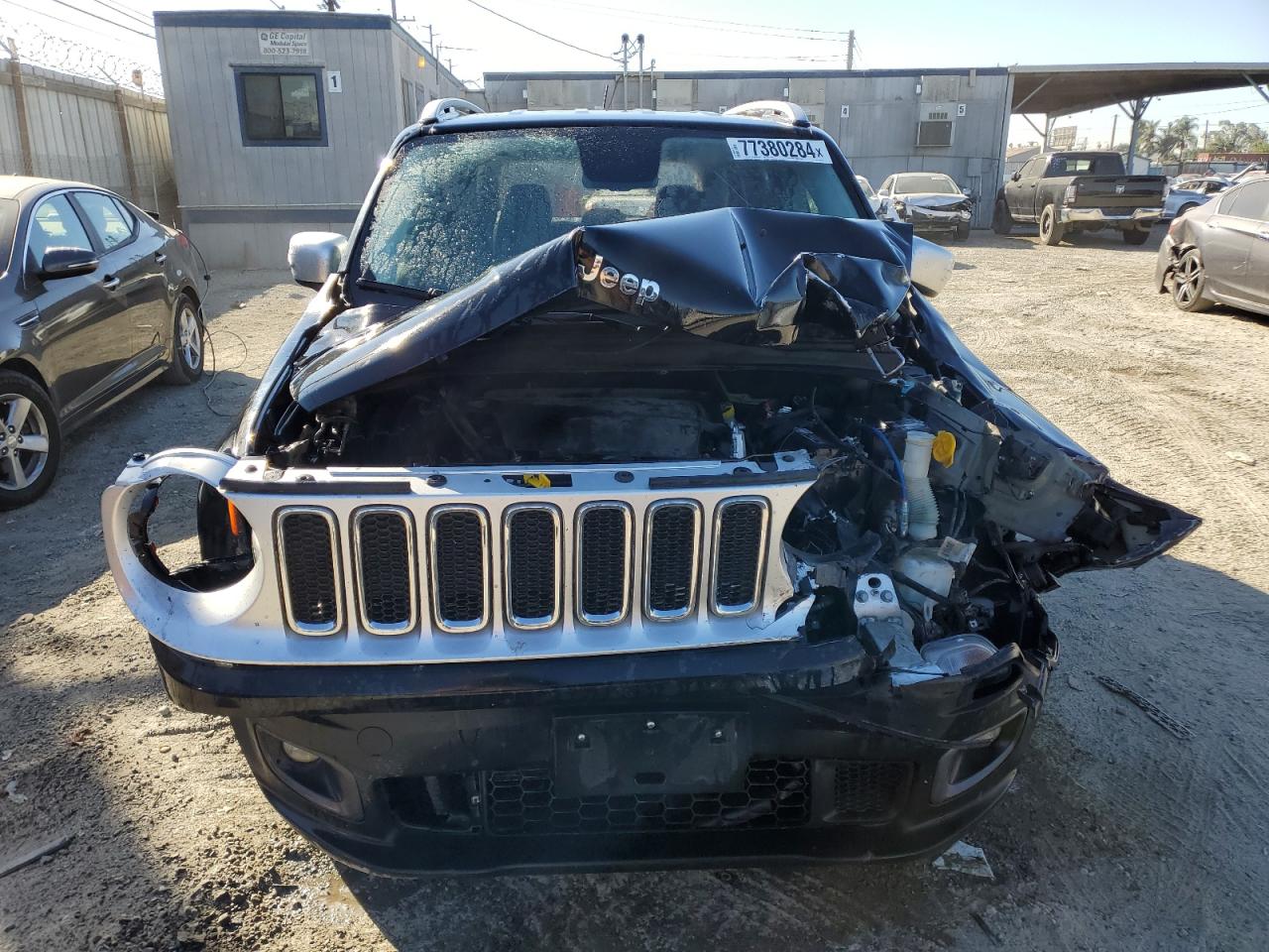 2016 Jeep Renegade - Image 5