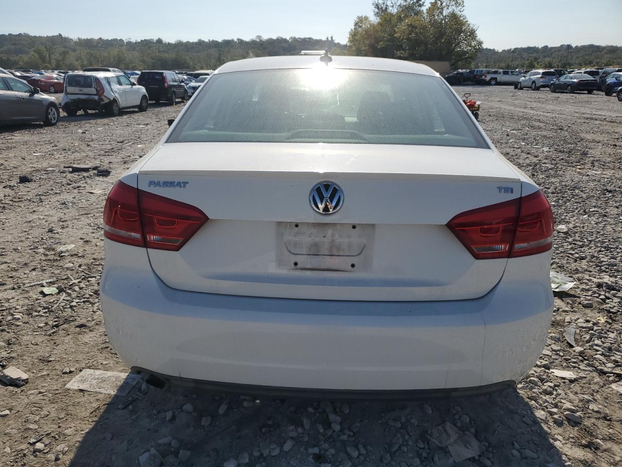 2014 Volkswagen Passat S VIN: 1VWAS7A33EC030693 Lot: 75751814