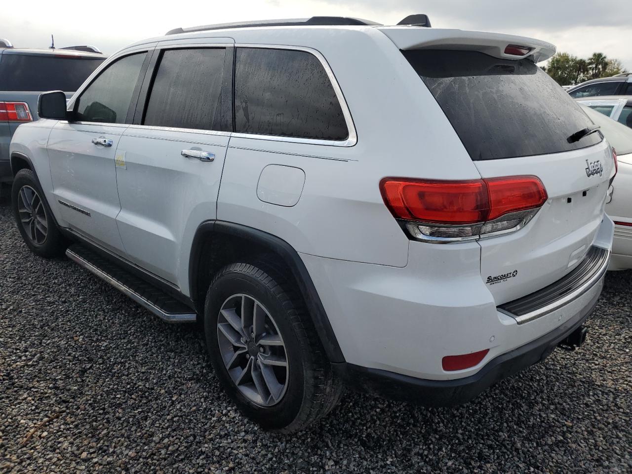 2019 Jeep Grand Cherokee - Image 2
