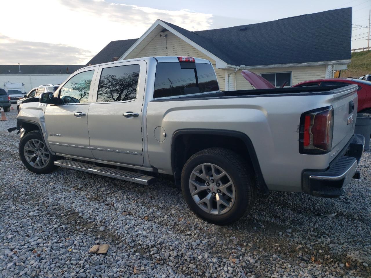 2017 GMC Sierra - Image 2
