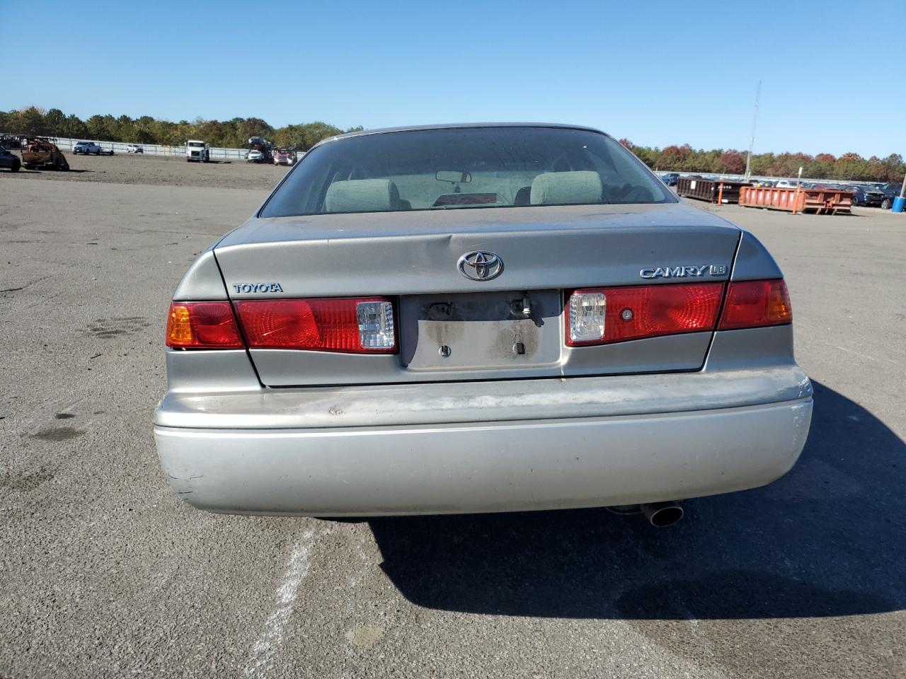 2001 Toyota Camry Ce VIN: JT2BG22K610560226 Lot: 76353774