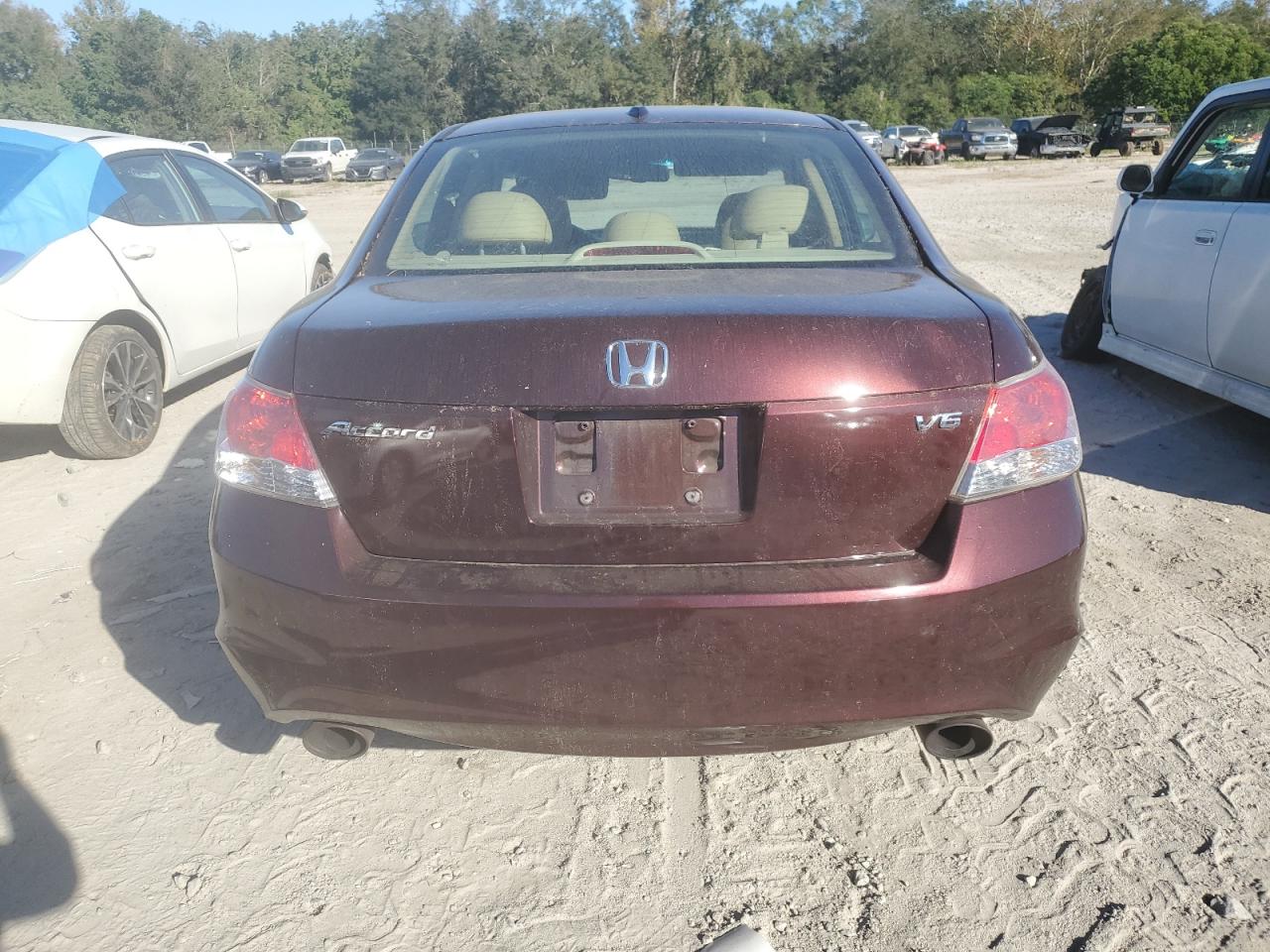 2010 Honda Accord - Image 6