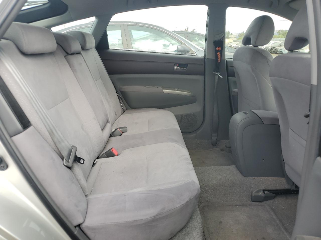 2004 Toyota Prius - Image 10