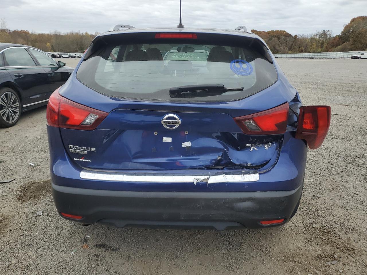 2018 Nissan Rogue - Image 6