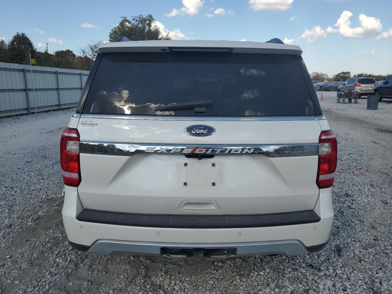 1FMJU1JT2JEA02520 2018 Ford Expedition Xlt