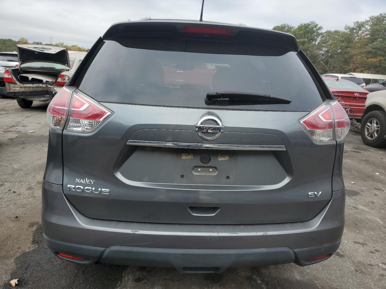 2015 Nissan Rogue S VIN: 5N1AT2MT5FC812053 Lot: 77539484