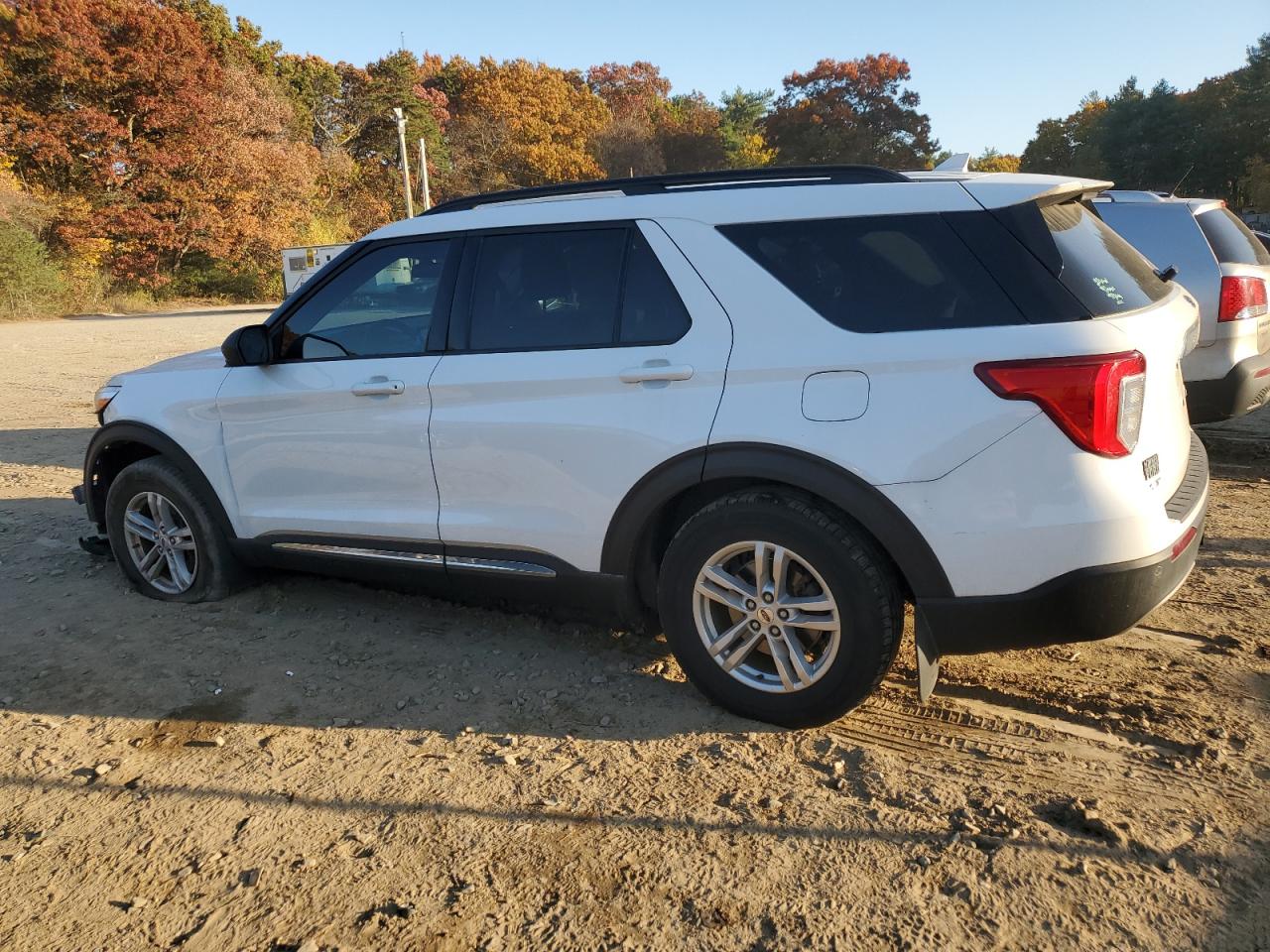 2020 Ford Explorer - Image 2